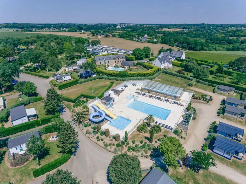 Camping île de Groix avec piscine couverte