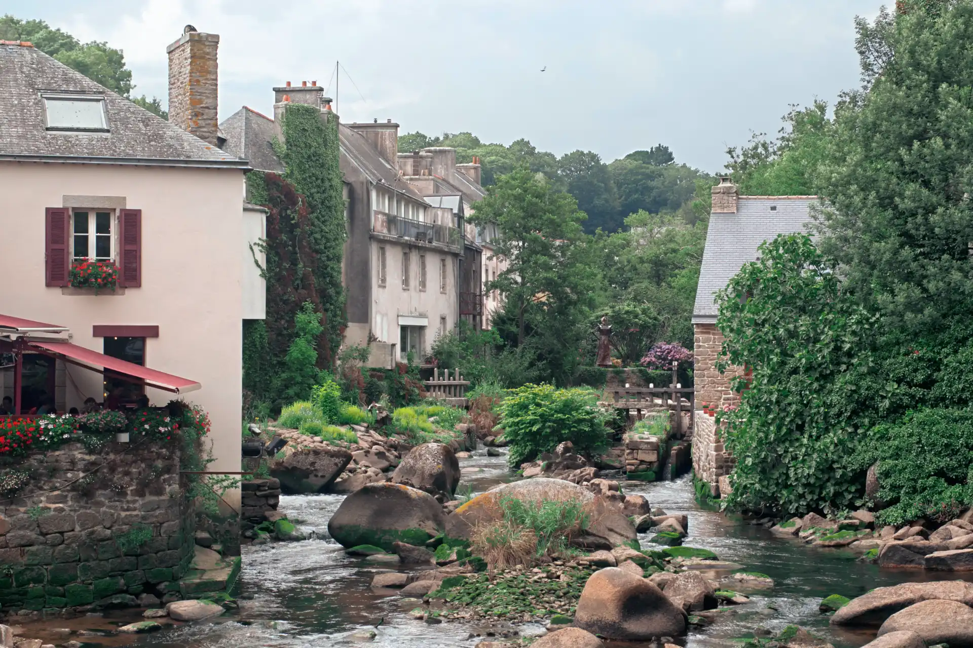 pont aven toerisme finistere