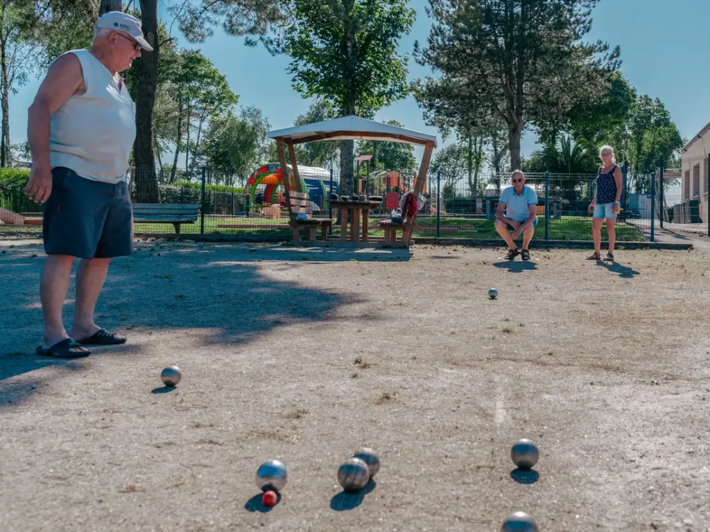 Pétanque court 2