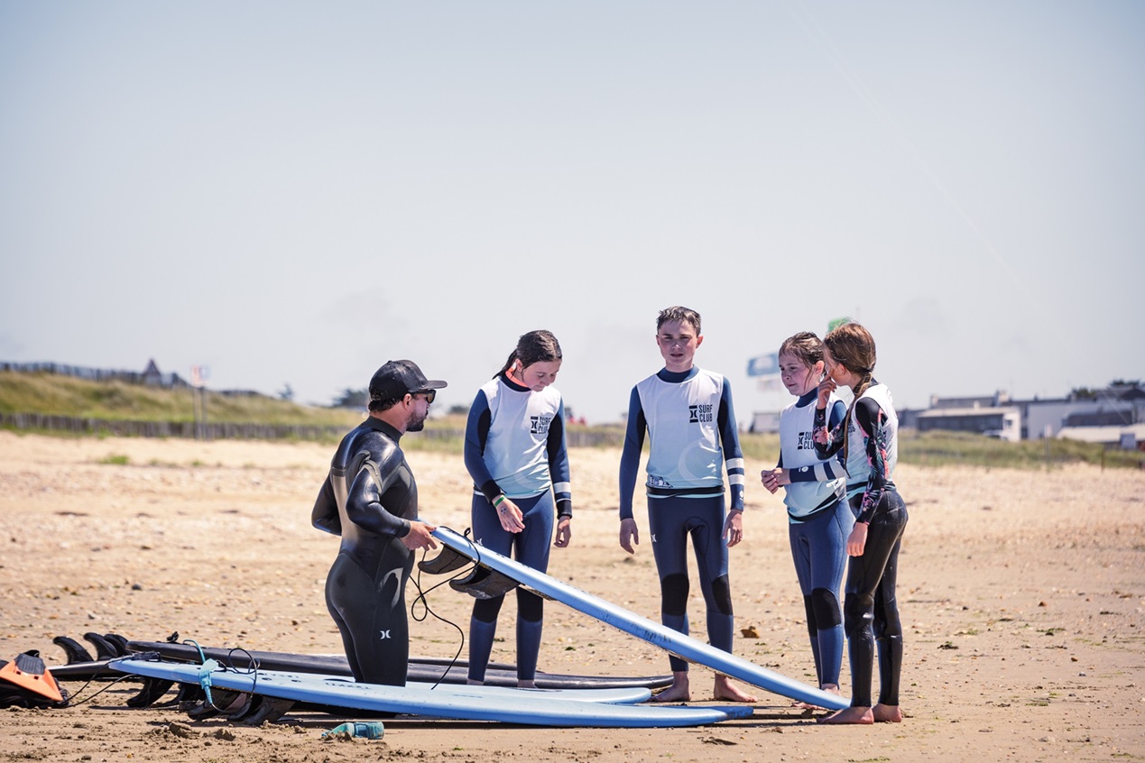 cours de surf enfants morbihan guidel ploemeur larmor